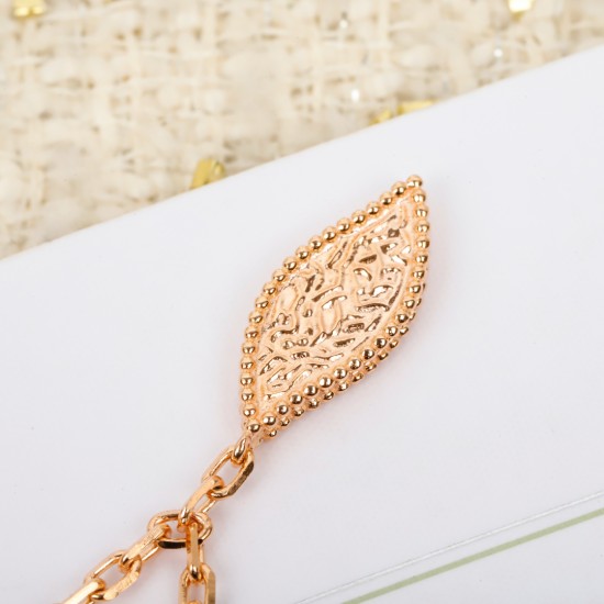 Van Cleef Jewelry Bracelet