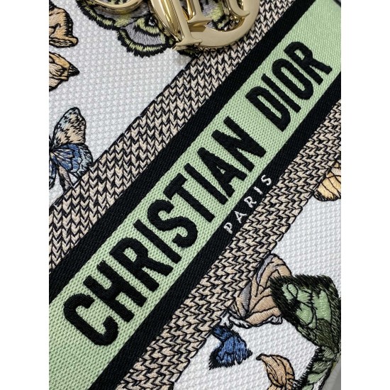 Dior Bags Top Quality
Five Grid