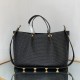Valentino Bags Top Quality
35/25/17cm