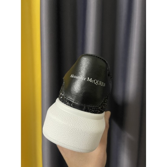 McQueen Shoes
 Top Quality
