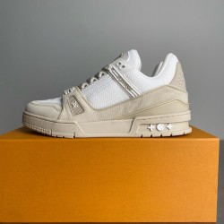 LV Shoes Top Quality
women 35-40 

men 39-45