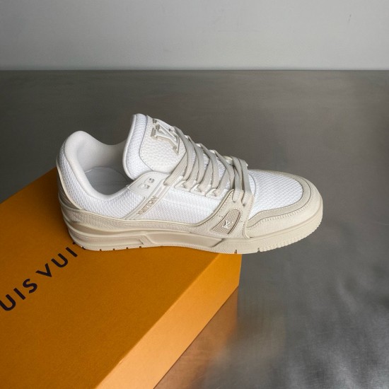 LV Shoes Top Quality
women 35-40 

men 39-45