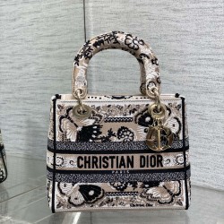 Dior Bags Top Quality
Five Grid