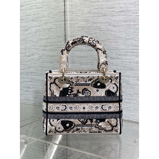 Dior Bags Top Quality
Five Grid