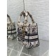 Dior Bags Top Quality
Five Grid