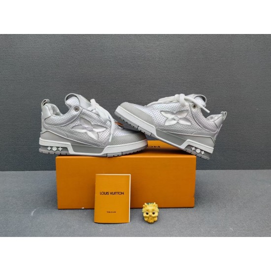 LV Shoes Top Quality
women 35-40 

men 39-45