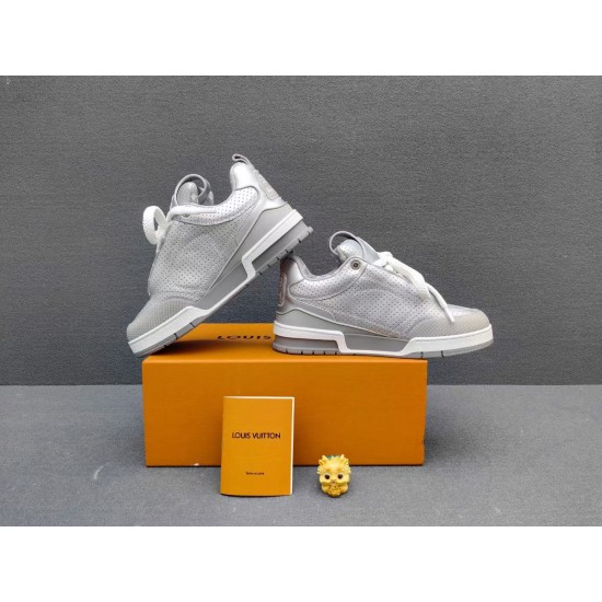 LV Shoes Top Quality
women 35-40 

men 39-45