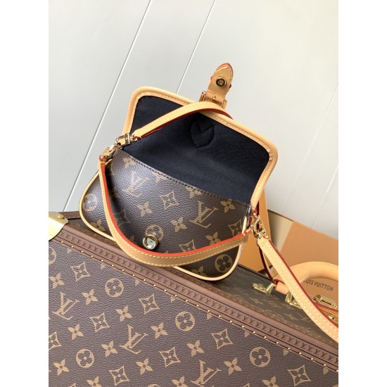 LV Bags Top Quality NANO DIANE
19*10.5*6