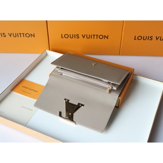 LV Bags High Quality Flip Wallet
