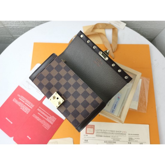LV Bags High Quality Flip Wallet
