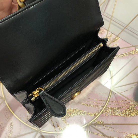 Pinko Bags Top Quality
21x13x6