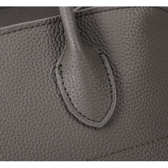 The Row Bags Top Quality
Small:26.20.18
Big:38.26.23