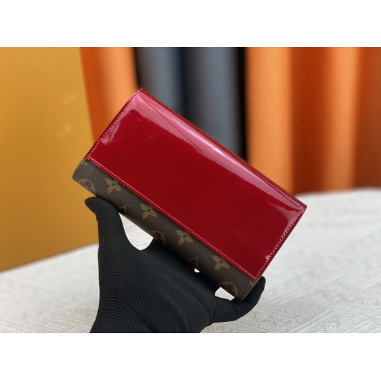 LV Bags High Quality Flip Wallet
