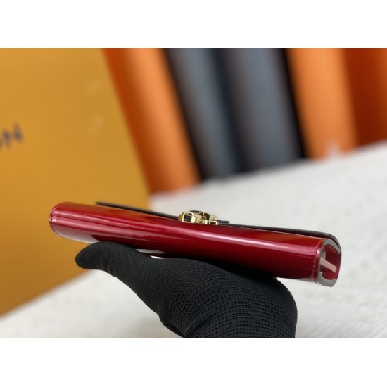 LV Bags High Quality Flip Wallet
