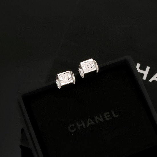 Chanel Jewelry Necklace