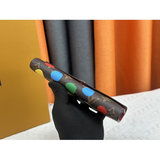 LV Bags High Quality Flip Wallet
