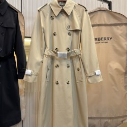 Burberry coat
uk4，6，8，10，12