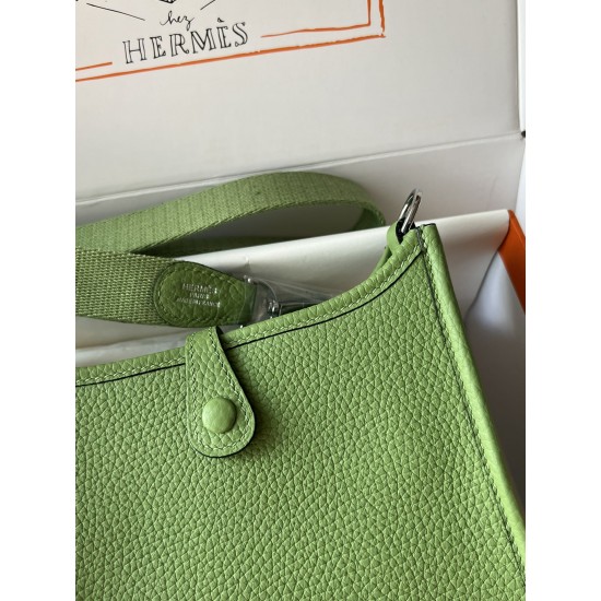 Hermes Bags Top Quality Evelyne 17cm
