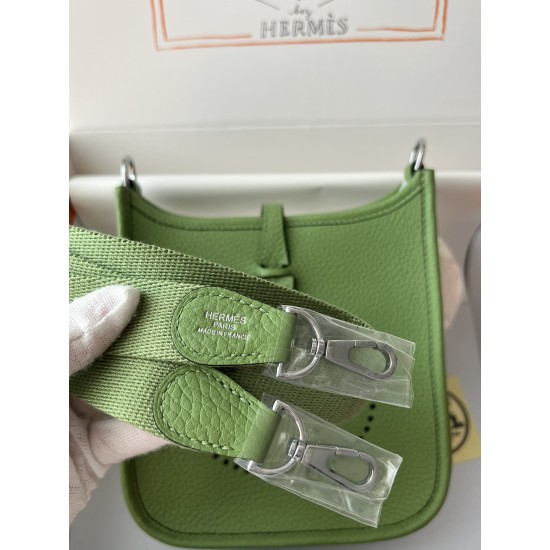 Hermes Bags Top Quality Evelyne 17cm
