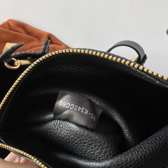 Valentino Bags Top Quality
35/25/17cm