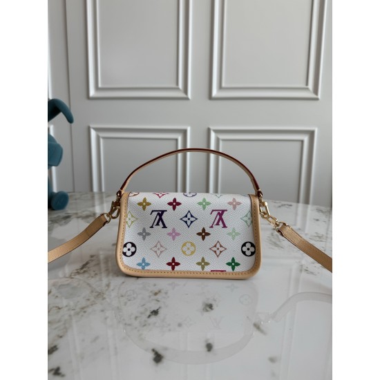 LV Bags Top Quality NANO DIANE
19*10.5*6