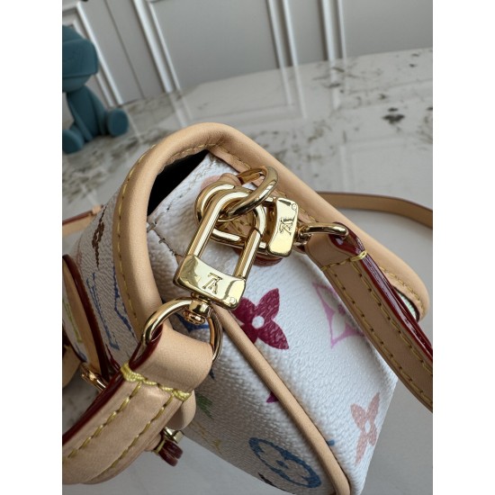 LV Bags Top Quality NANO DIANE
19*10.5*6