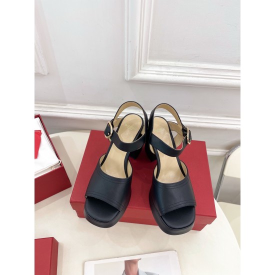 Valentino Shoes Top Quality