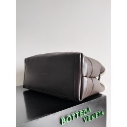 BV Bags Top Quality ANDIAMO 743575