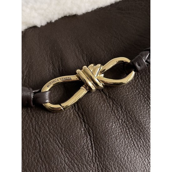 BV Bags Top Quality ANDIAMO 743575