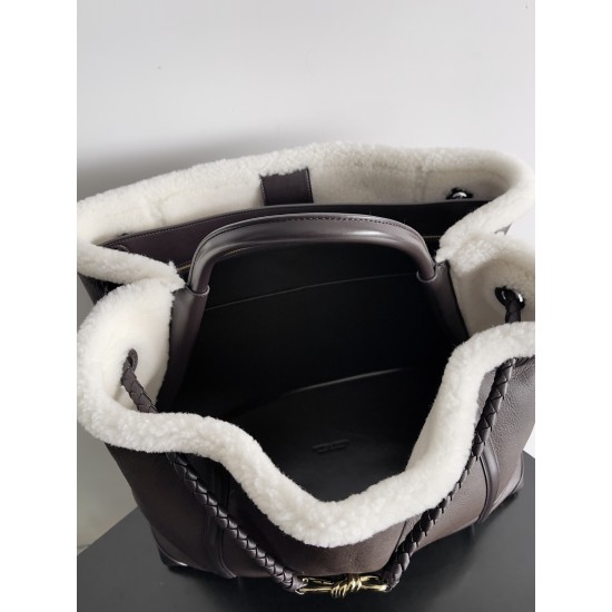 BV Bags Top Quality ANDIAMO 743575