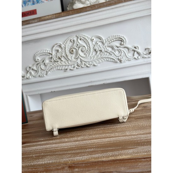 LP Bags Top Quality Size: 23 × 8 × 22cm