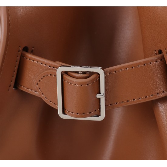 The Row Bags Top Quality
Small:26.20.18
Big:38.26.23