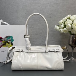 Prada Bags Top Quality
32x15.5x12cm