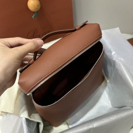 LP Bags Top Quality Size: 23 × 8 × 22cm