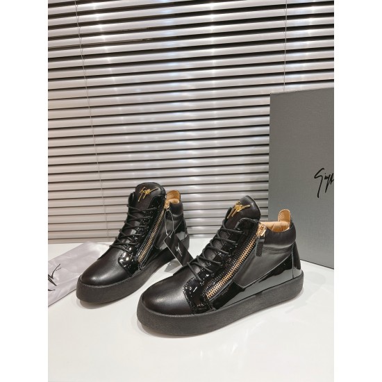CL Shoes Casual shoes

 Top Quality