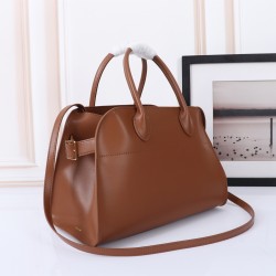 The Row Bags Top Quality
Small:26.20.18
Big:38.26.23