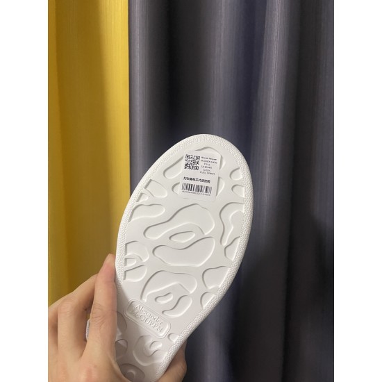 McQueen Shoes
 Top Quality
