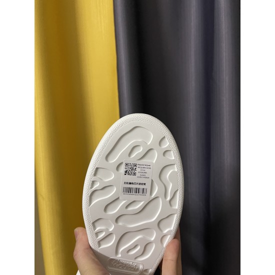 McQueen Shoes
 Top Quality
