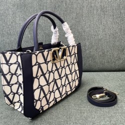 Valentino Bags Top Quality
35/25/17cm