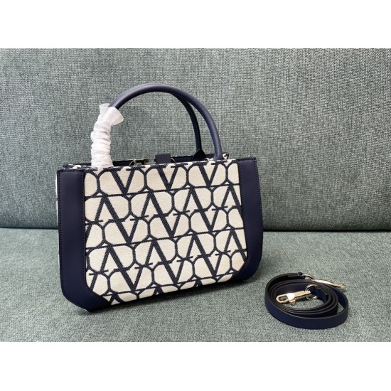 Valentino Bags Top Quality
35/25/17cm