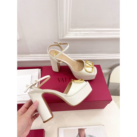 Valentino Shoes Top Quality