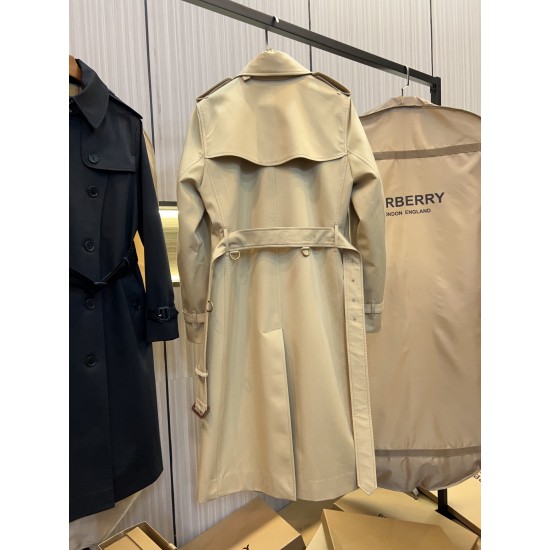 Burberry coat
uk4，6，8，10，12