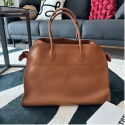 The Row Bags Top Quality
Small:26.20.18
Big:38.26.23