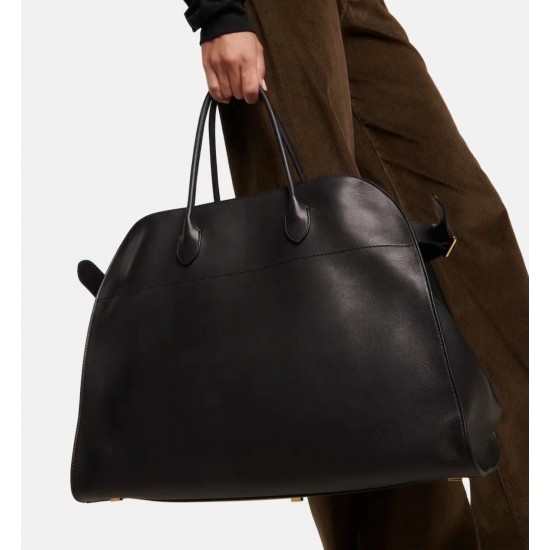 The Row Bags Top Quality
Small:26.20.18
Big:38.26.23