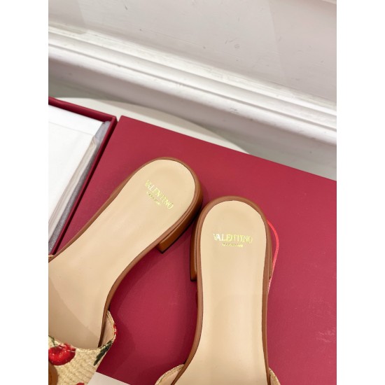Valentino Shoes Top Quality