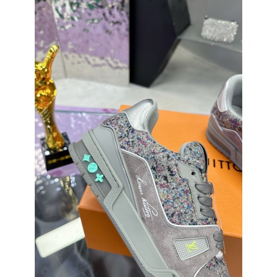 LV Shoes Top Quality
women 35-40 

men 39-45