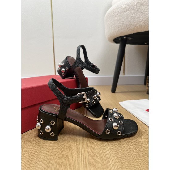 Valentino Shoes Top Quality