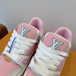 LV Shoes Top Quality
women 35-40 

men 39-45