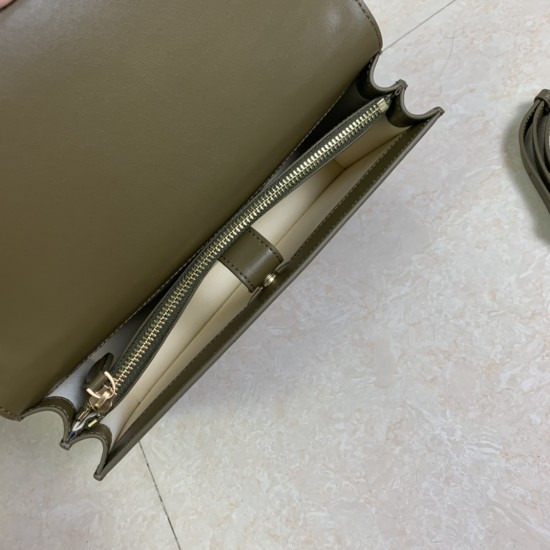 Pinko Bags Top Quality
27*17*8cm