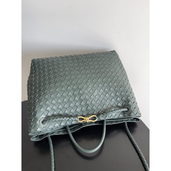 BV Bags Top Quality ANDIAMO 743575